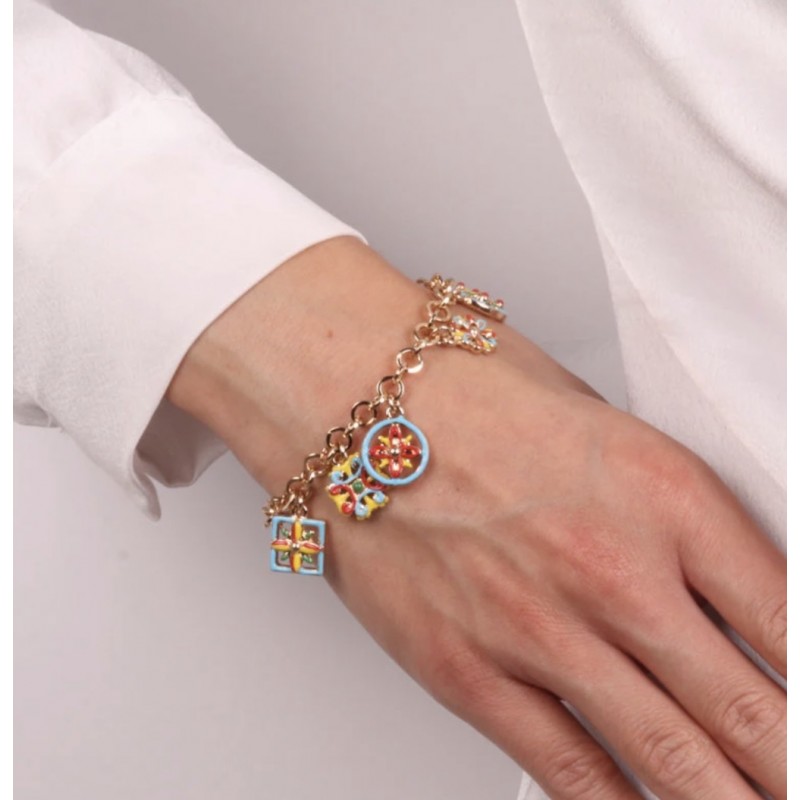 I Love Sicily - BYS - Bracciale in metallo con maioliche gialle, rosse e azzurre pendenti