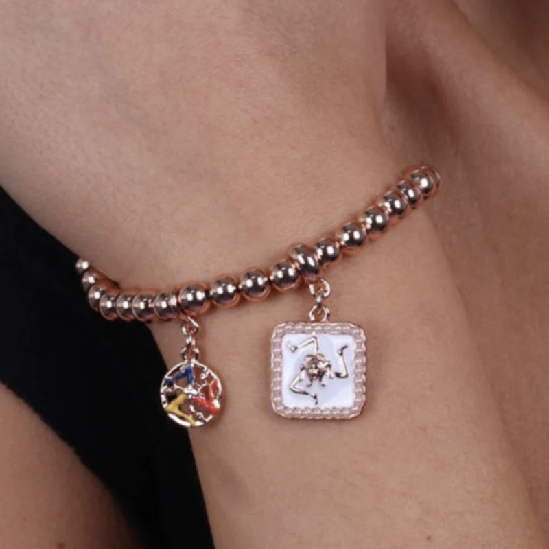 I Love Sicily - BYS - Bracciale in metallo pallinato con mattonella bianca e trinacria pendenti
