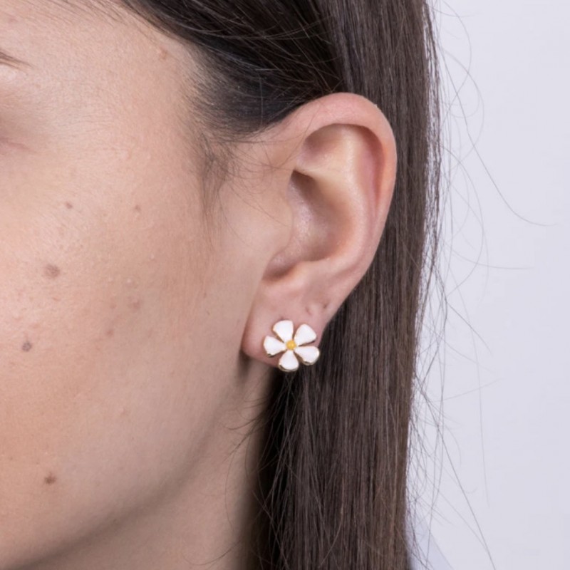 I Love Sicily - BYS - Metal stud earrings with white flowers